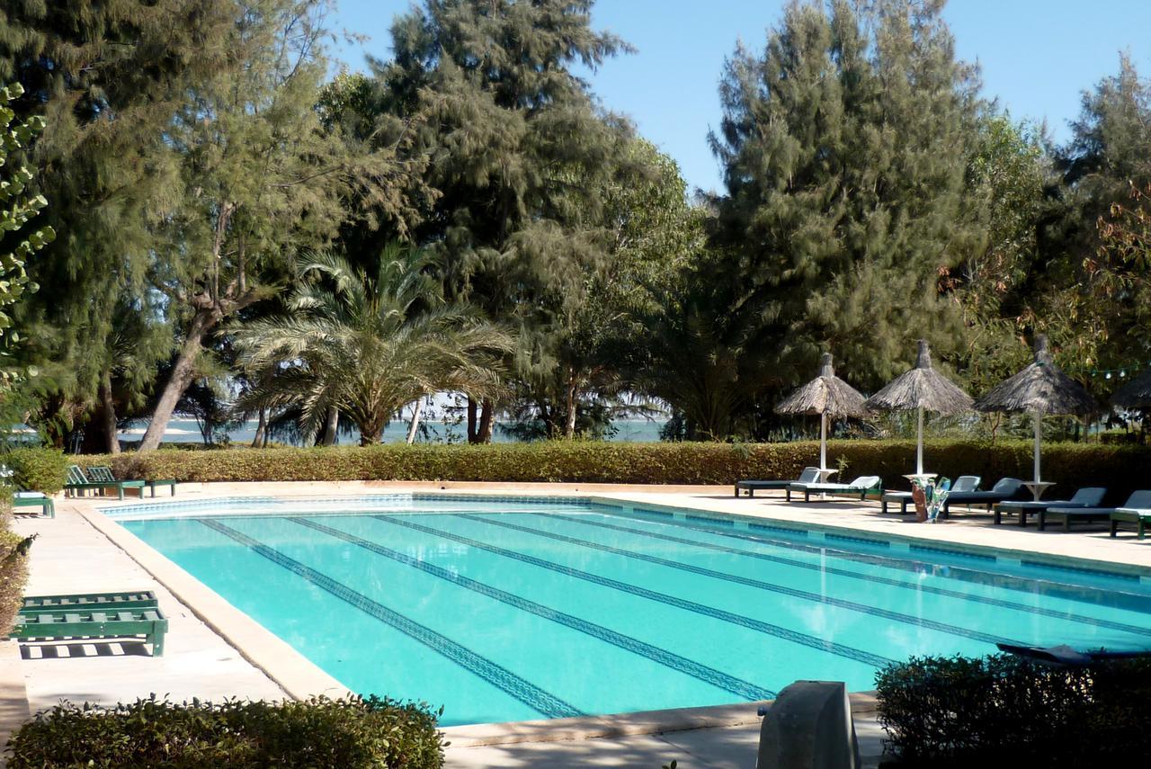 Diamarek Hotel Sur La Plage Saint-Louis Buitenkant foto