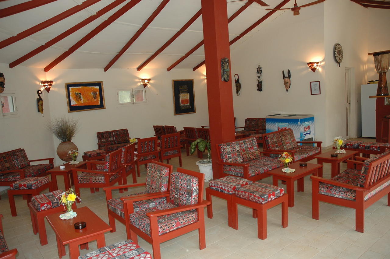 Diamarek Hotel Sur La Plage Saint-Louis Buitenkant foto