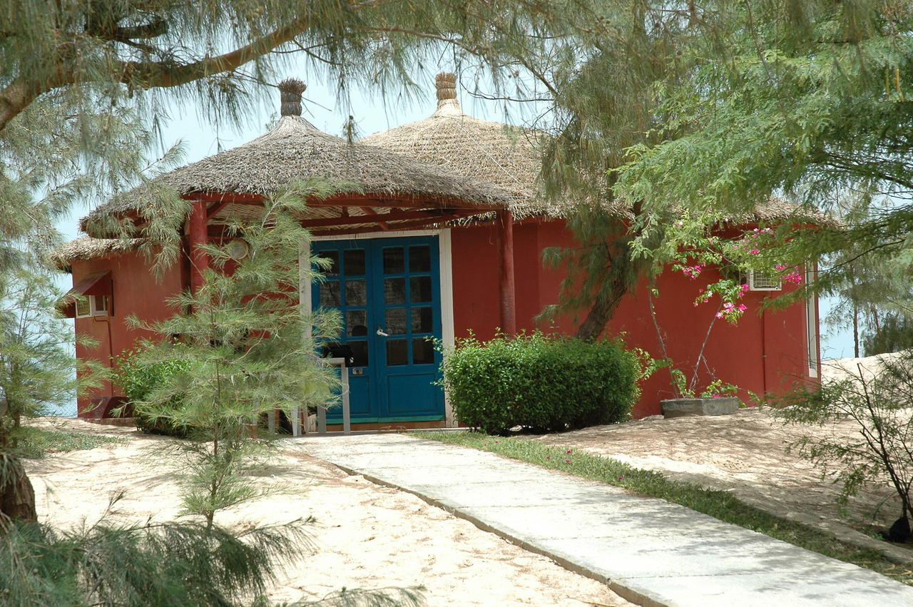 Diamarek Hotel Sur La Plage Saint-Louis Buitenkant foto