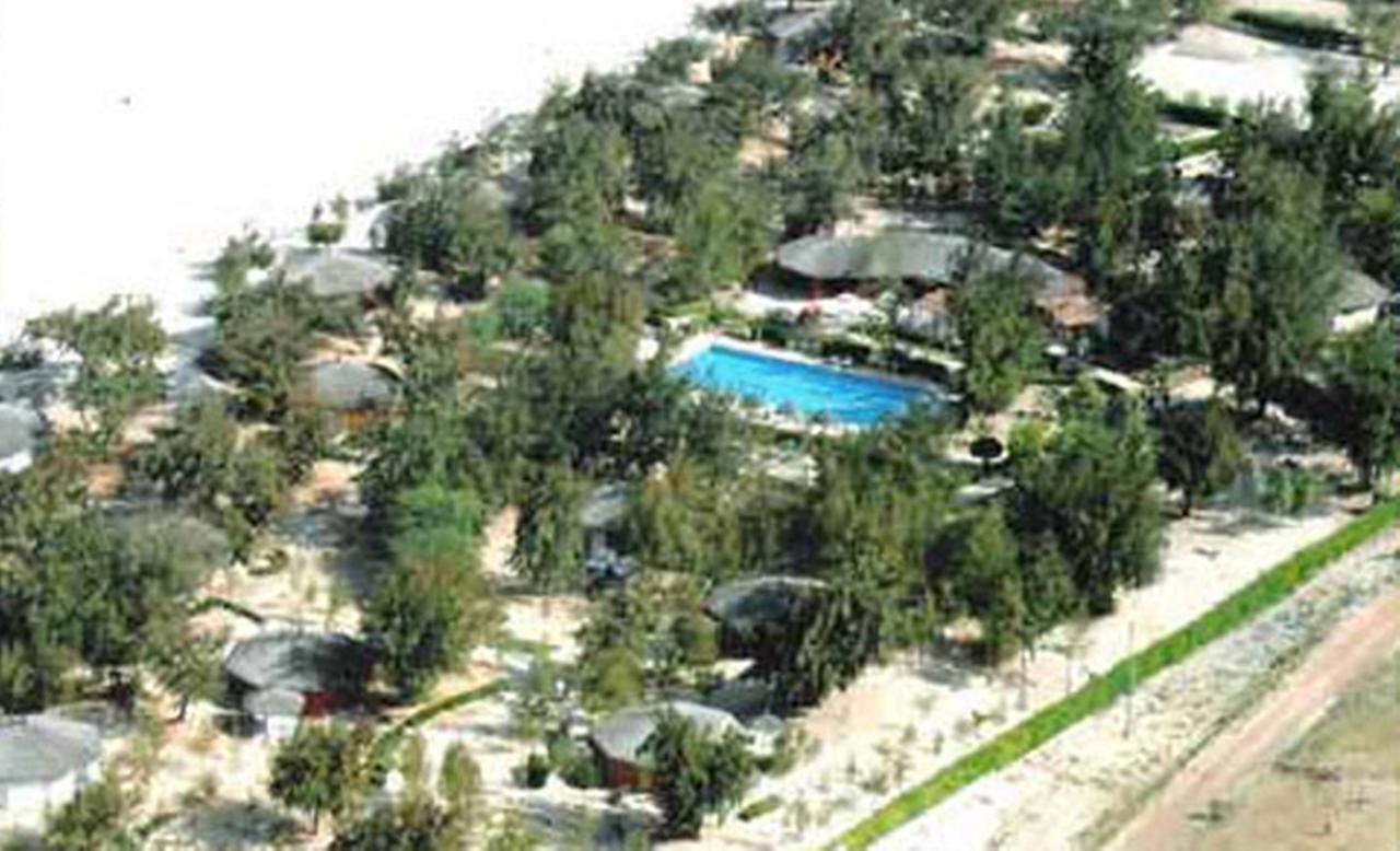 Diamarek Hotel Sur La Plage Saint-Louis Buitenkant foto