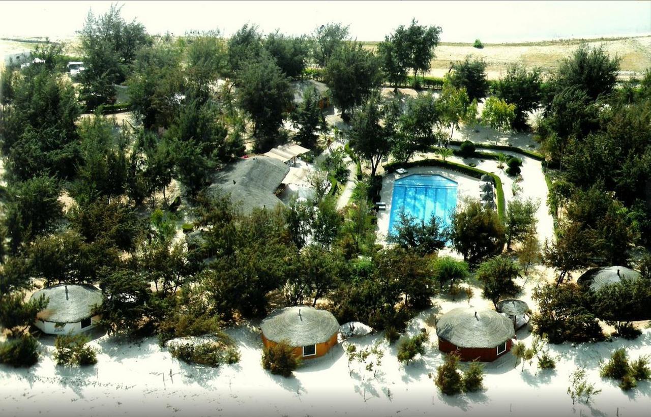 Diamarek Hotel Sur La Plage Saint-Louis Buitenkant foto