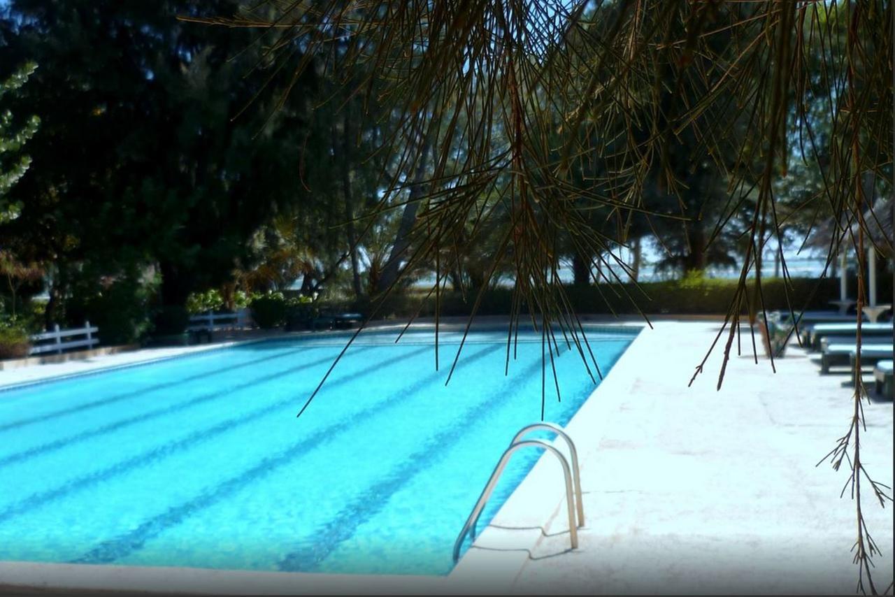 Diamarek Hotel Sur La Plage Saint-Louis Buitenkant foto