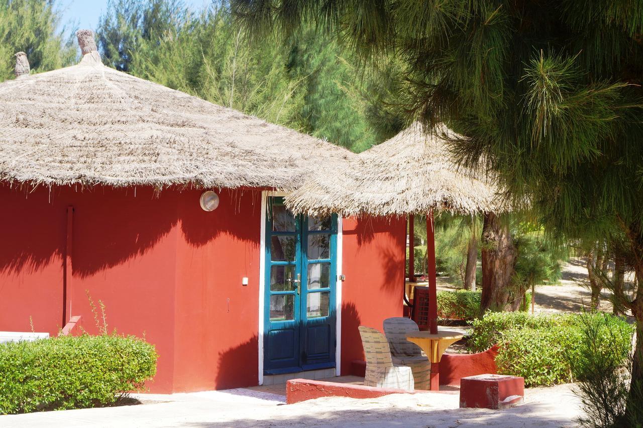Diamarek Hotel Sur La Plage Saint-Louis Buitenkant foto