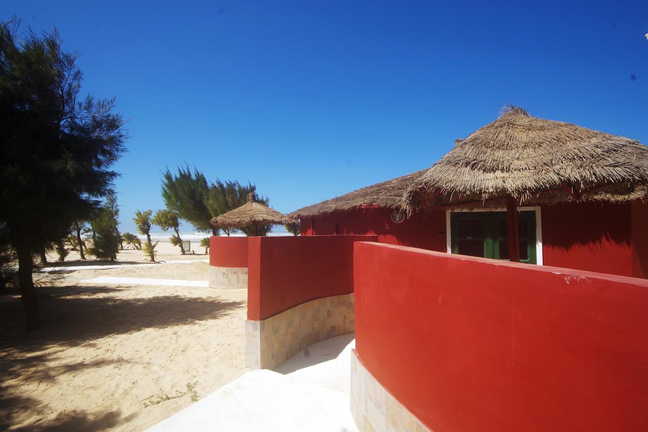 Diamarek Hotel Sur La Plage Saint-Louis Buitenkant foto