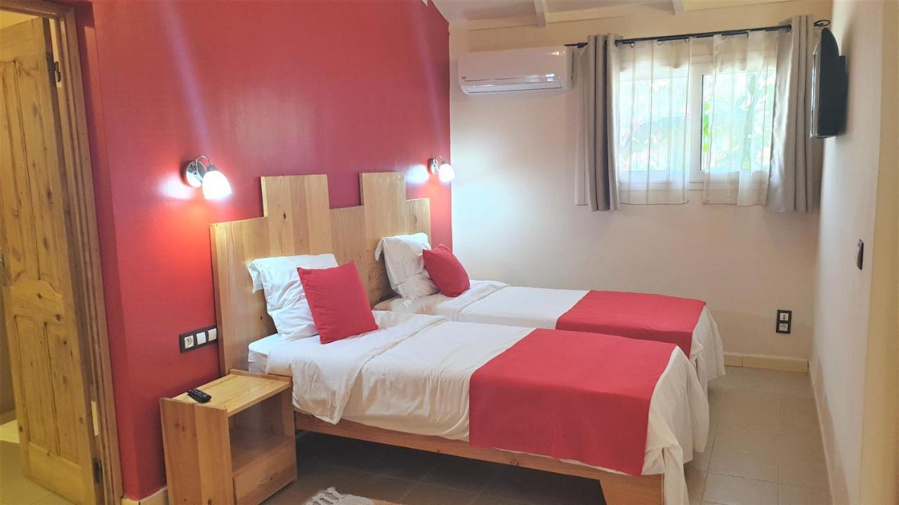 Diamarek Hotel Sur La Plage Saint-Louis Buitenkant foto